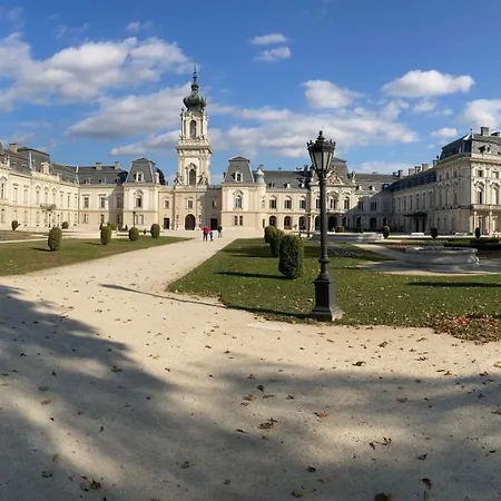 Дом отдыха 98 Petofi Utca *