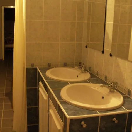 98 Petofi Utca Tatil Evi